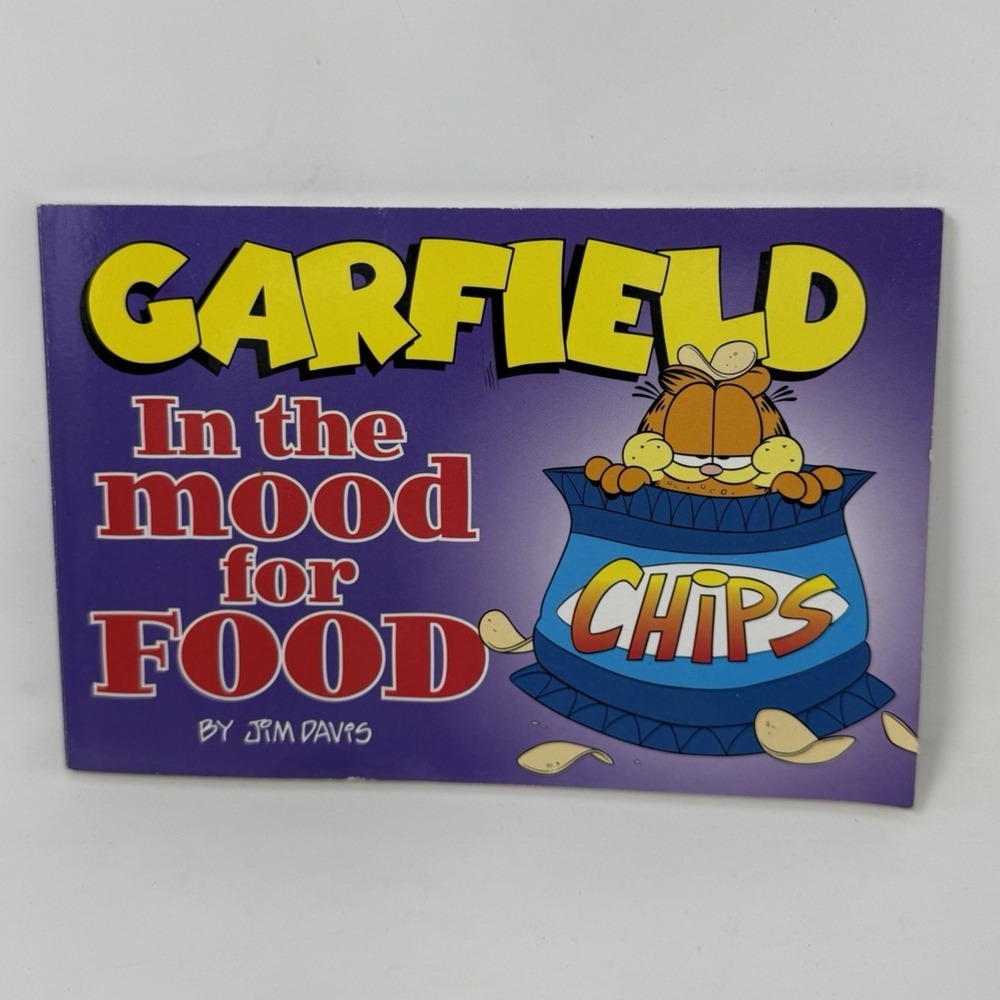 Garfield in the Mood for Food Comic book Paperback Book by Jim Davis